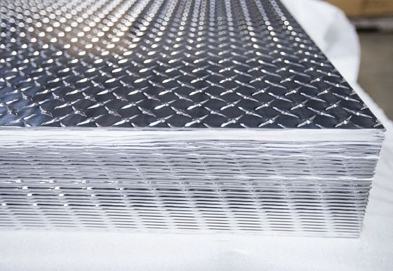 Decorative Polished Aluminium Checker Plate Sheet ISO9001 Certificate