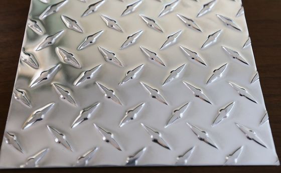 Non Slip Alloy Checker Plate , Diamond Aluminum Sheet For Construction Decoration